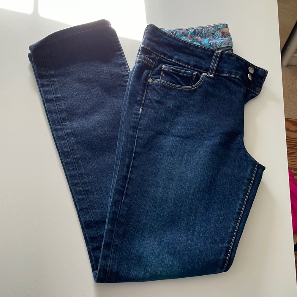 Paige Hidden Hills jeans in EUC size 29
